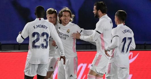 Real_victoria_clasico.jpg