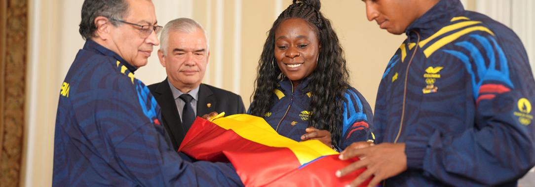 Petro y delegación colombiana