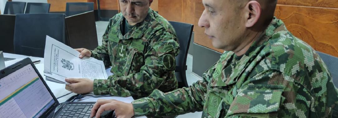 Icetex-da-creditos-a-Fuerza-Publica.-Foto_-Twitter-@COL_EJERCITO-2.jpg