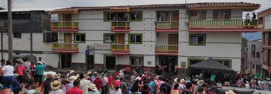 Ituango-Desplazdos-Invierno.jpg
