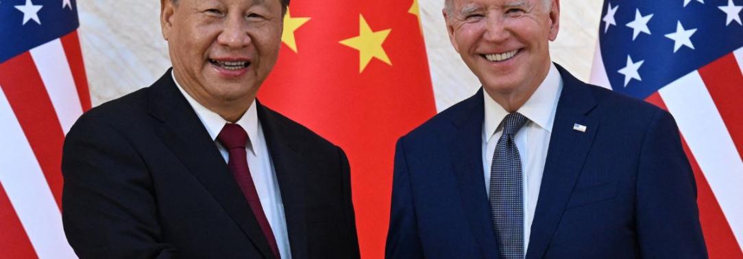 Joe-Biden-y-Xi-Jinping-acercaron-posturas-pero-algo-los-mantiene-separados.jpg