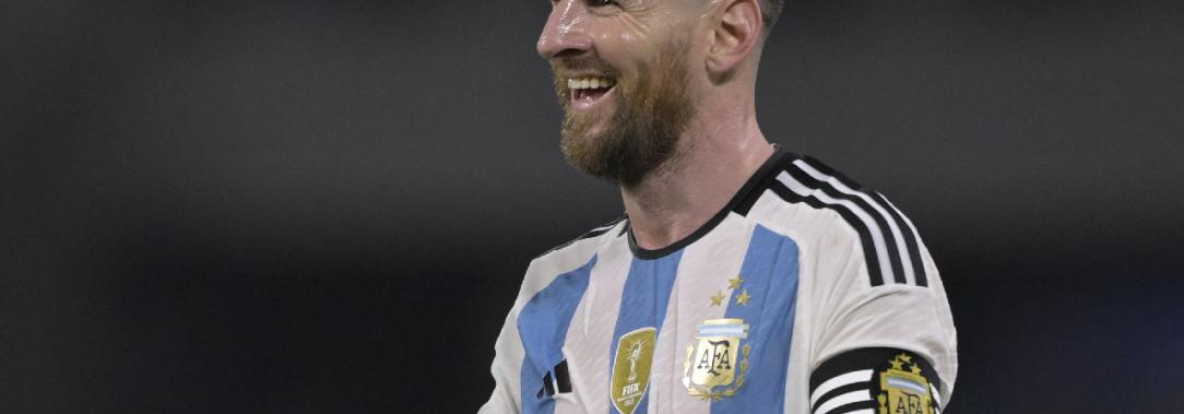 Lionel-Messi-anoto-ante-Curazao-su-gol-100-para-la-Seleccion-Argentina-1.jpg