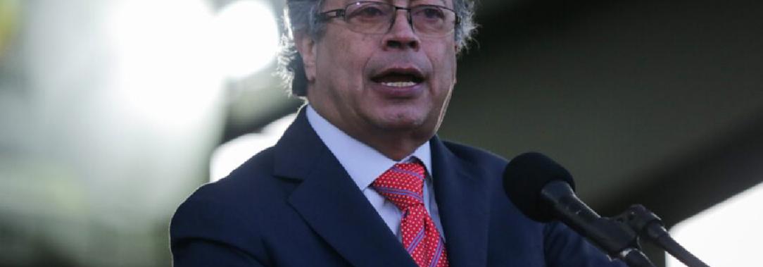 Petro-anuncio-ayuda-para-Chile.jpg