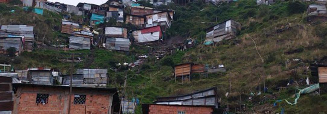 Viviendas-en-riesgo-por-lluvias-en-Ciudad-Bolivar.jpeg