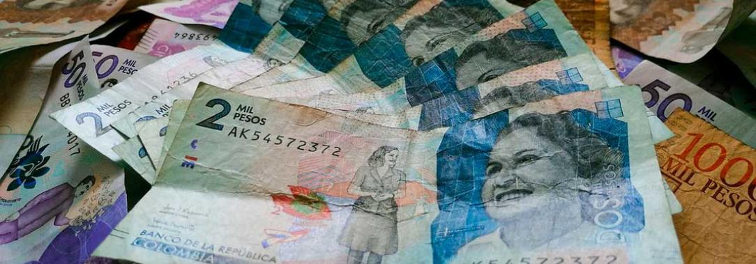 dinero-colombiano-y-el-salario-minimo.jpg
