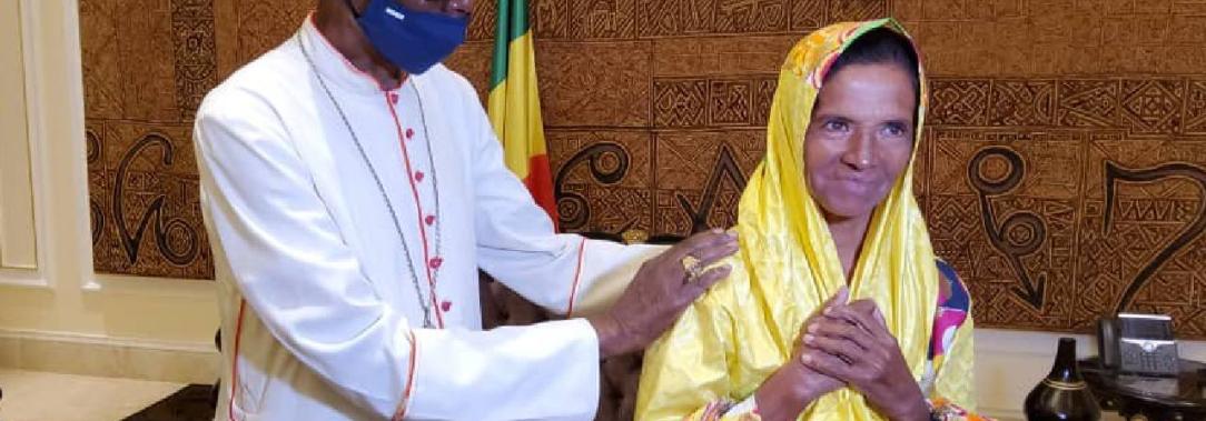 monja-colombiana-mali.jpg