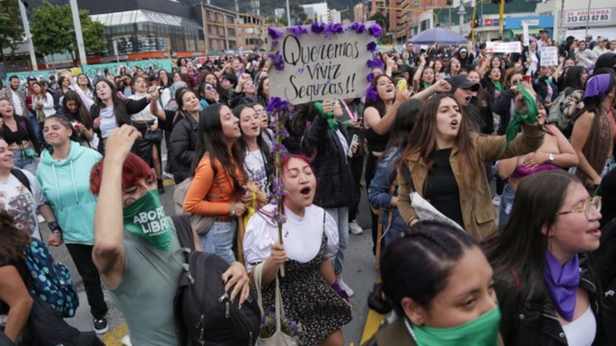 marcha contra la violencia de género mujeres protestas