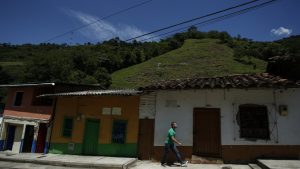 Minvivienda invertirá $1 billón al año para el mejoramiento de 100.000 viviendas