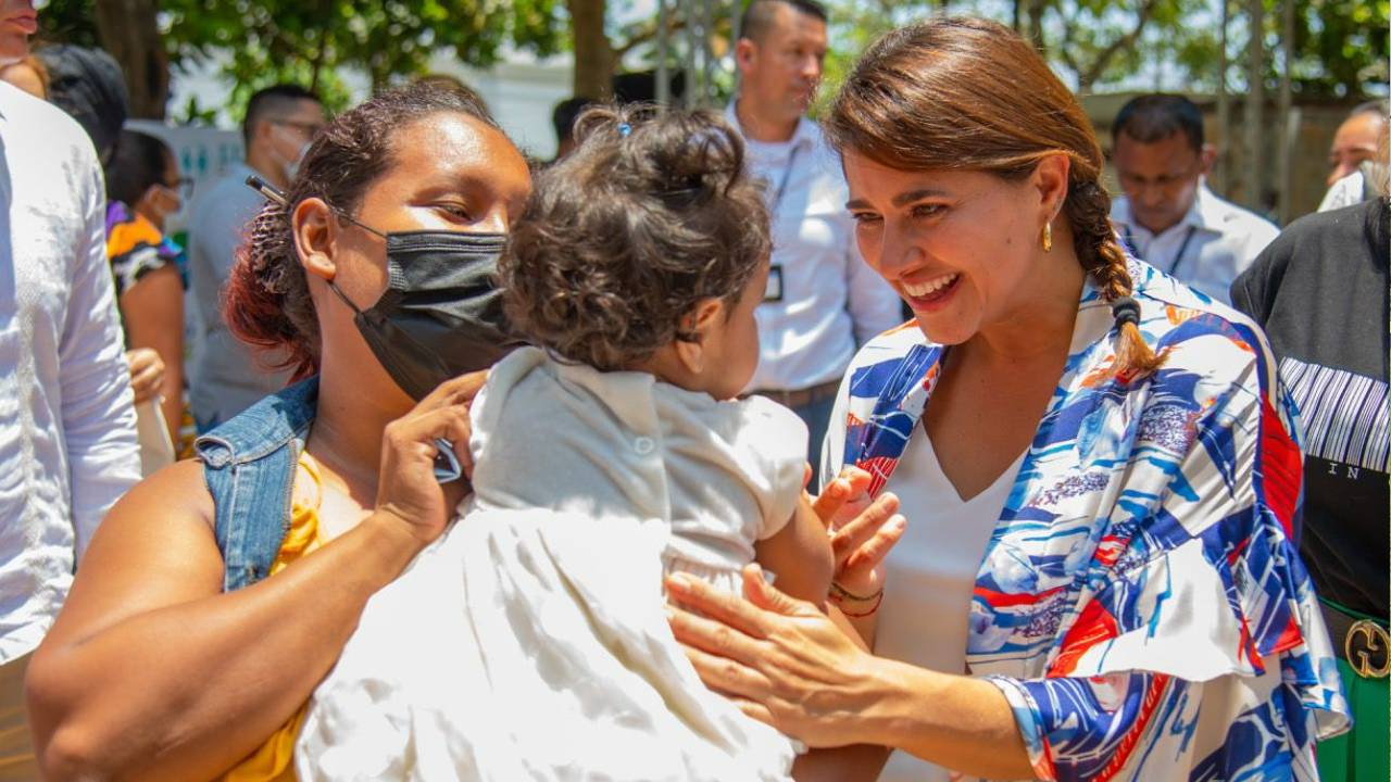 Primera Dama, María Juliana Ruiz